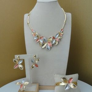 Beautiful rose and gold plated jewelry set
